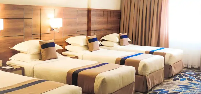 Season Star Hotel image